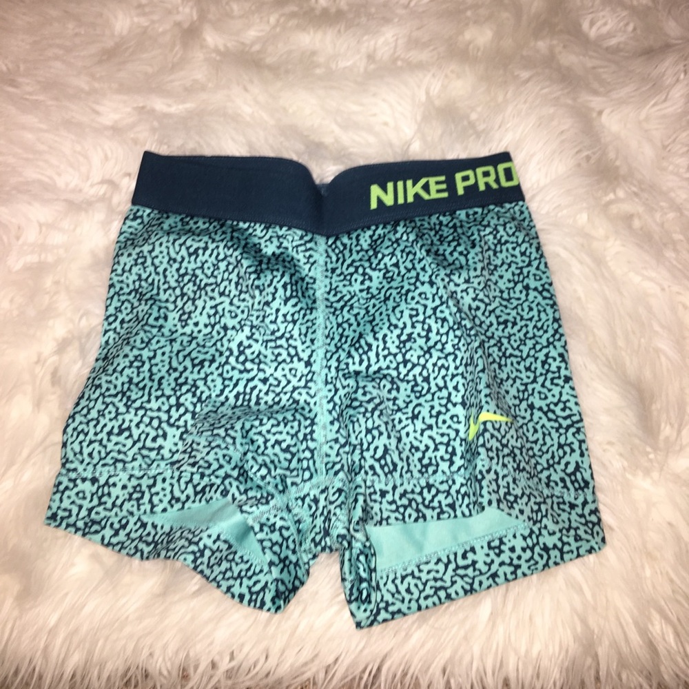 nike pros